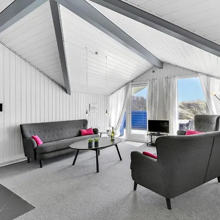 3 Bedroom Nice Home In Ringkobing Semesterbostad *