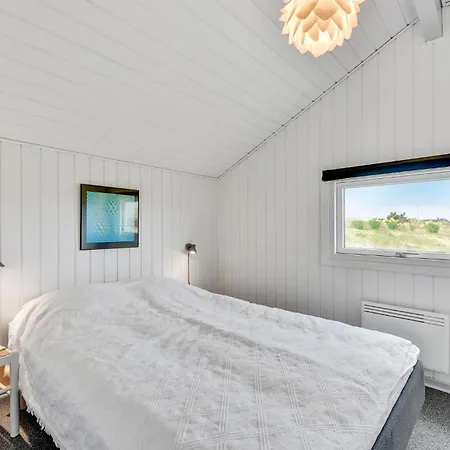 3 Bedroom Nice Home In Ringkobing Semesterbostad *