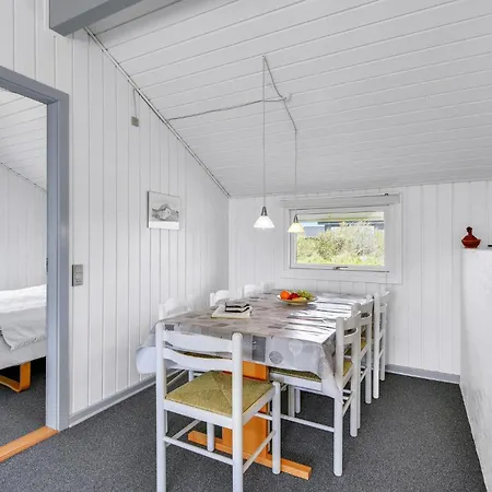 3 Bedroom Nice Home In Ringkobing * Ringkøbing