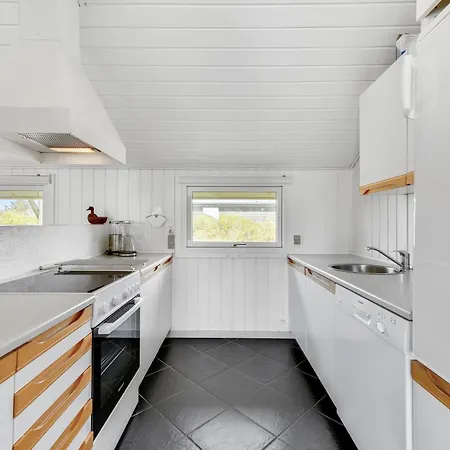 Semesterbostad 3 Bedroom Nice Home In Ringkobing Ringkøbing